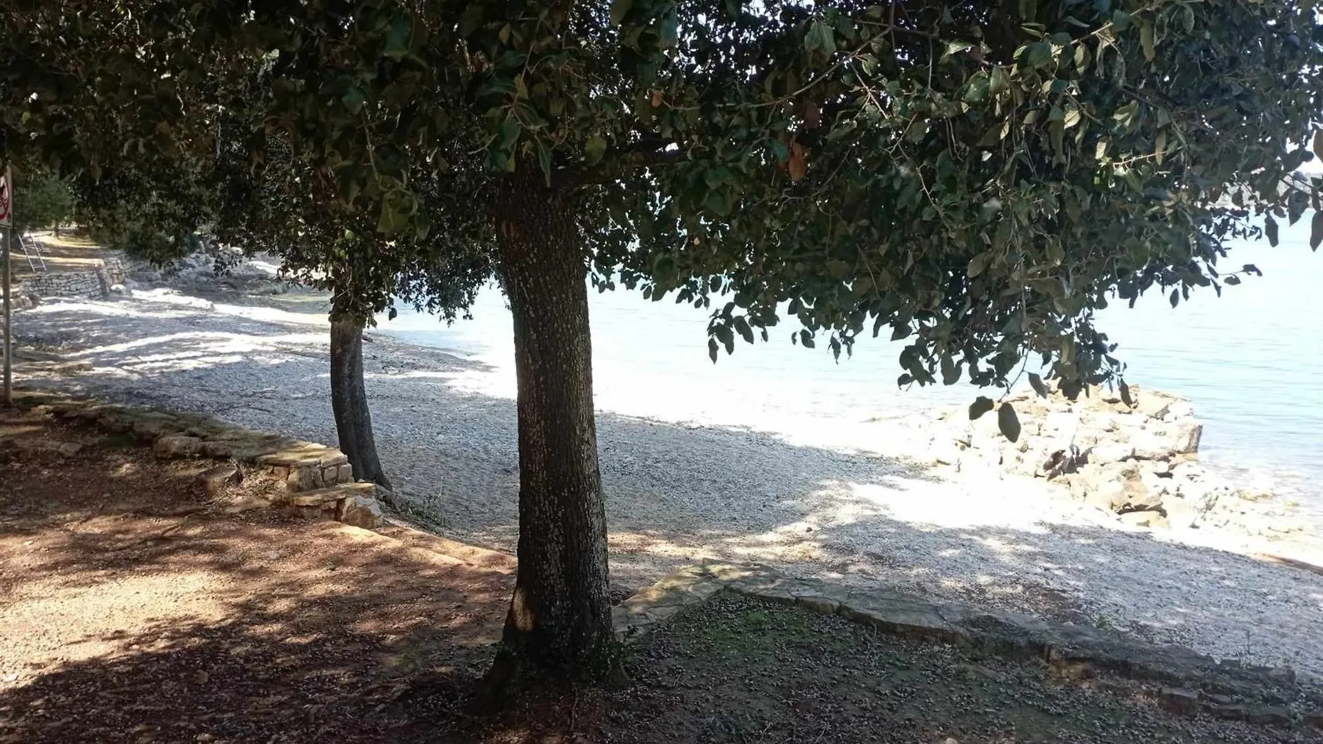 Apartman Angela Ρόβινι